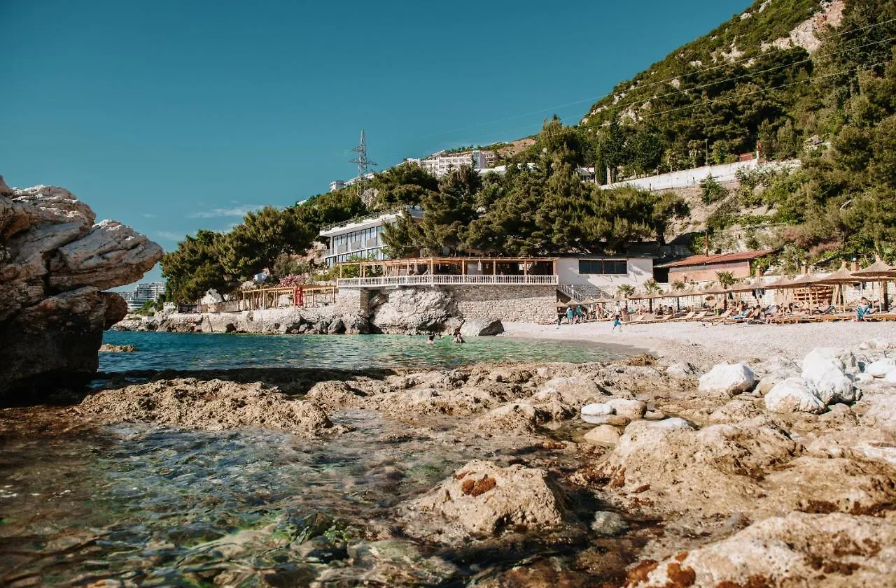 Inn Hotel Vlore Kanine