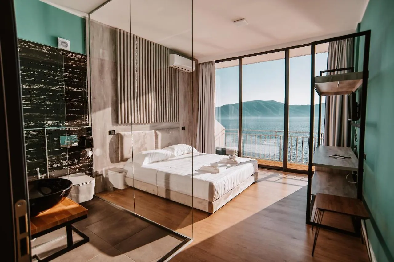 Inn Hotel Vlore 4*, Kanine