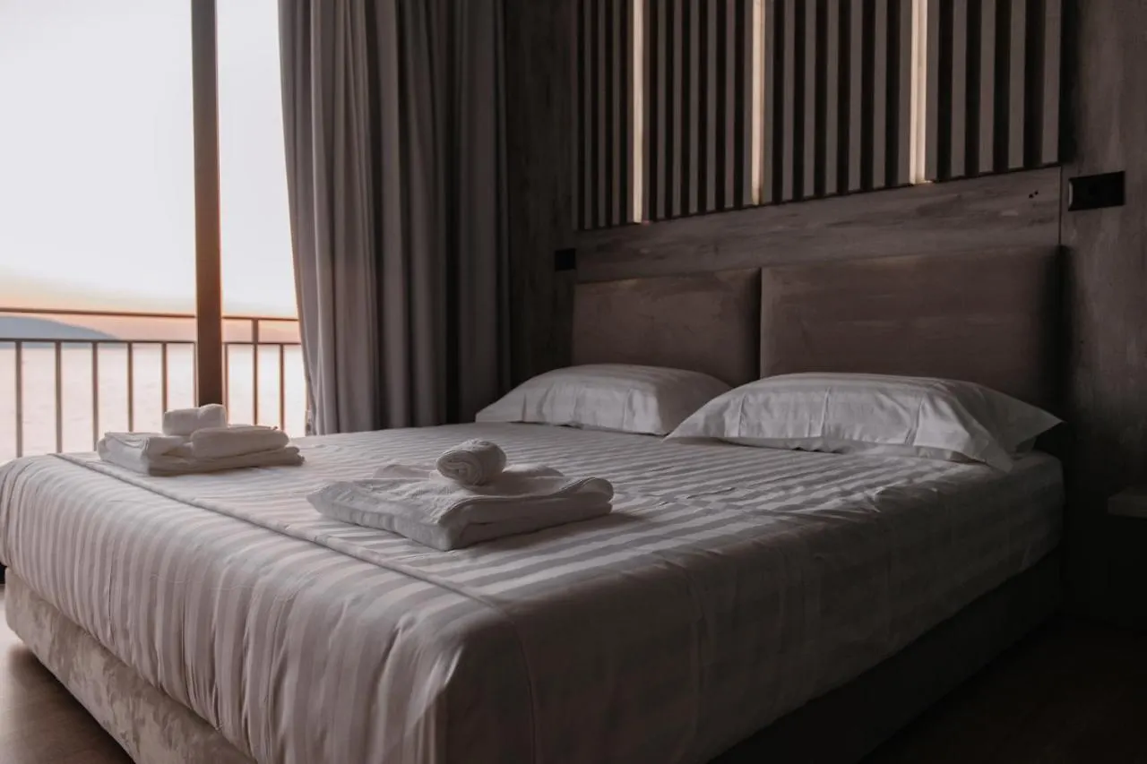 Inn Hotel Vlore Kanine