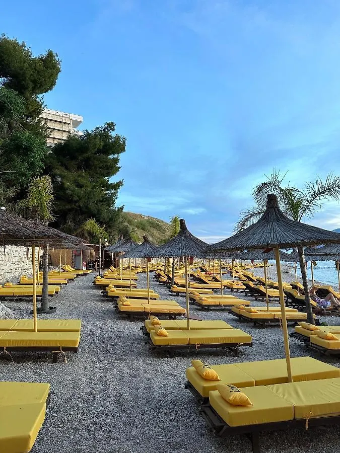 ****  Inn Hotel Vlore Albania